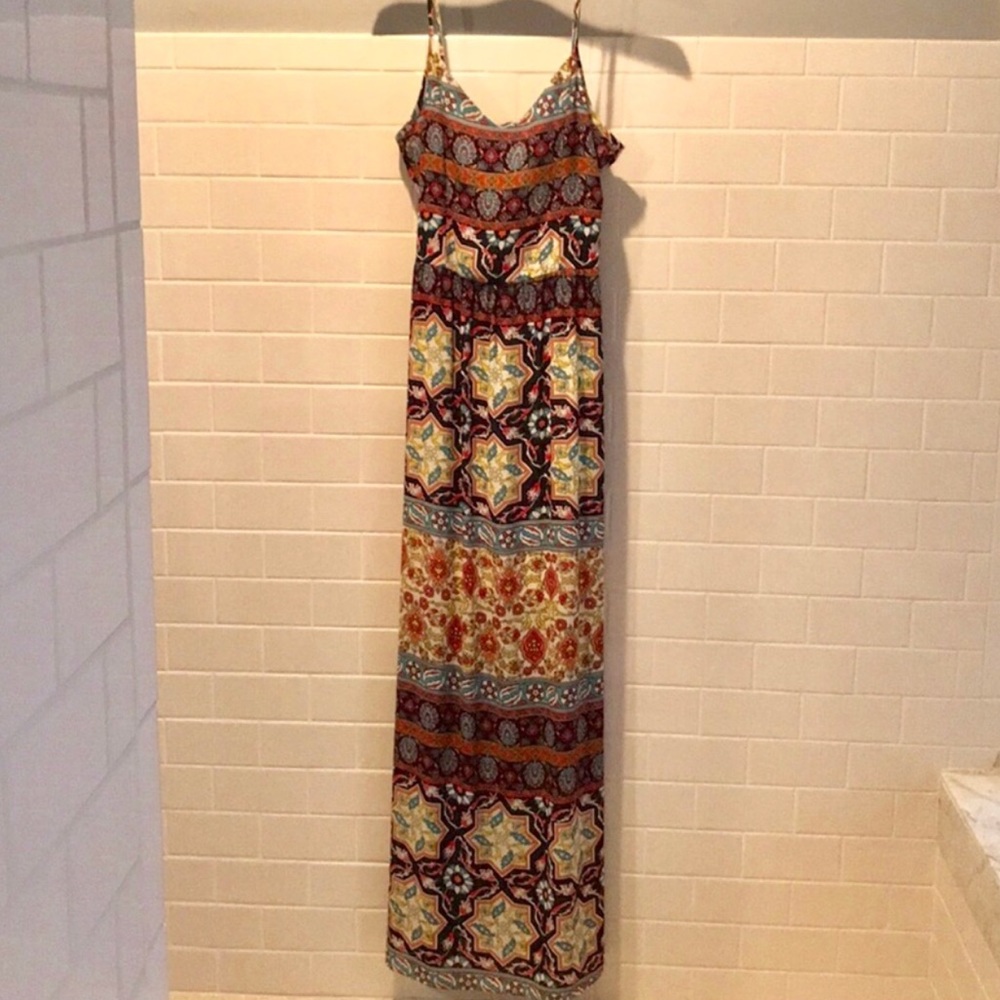 Beautiful MAXI sundress. Size medium.